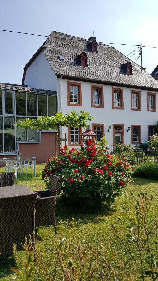 Ferienwohnung Altes Pfarrhaus Mit Flair Und Moselblick Brauneberg Zewnętrze zdjęcie