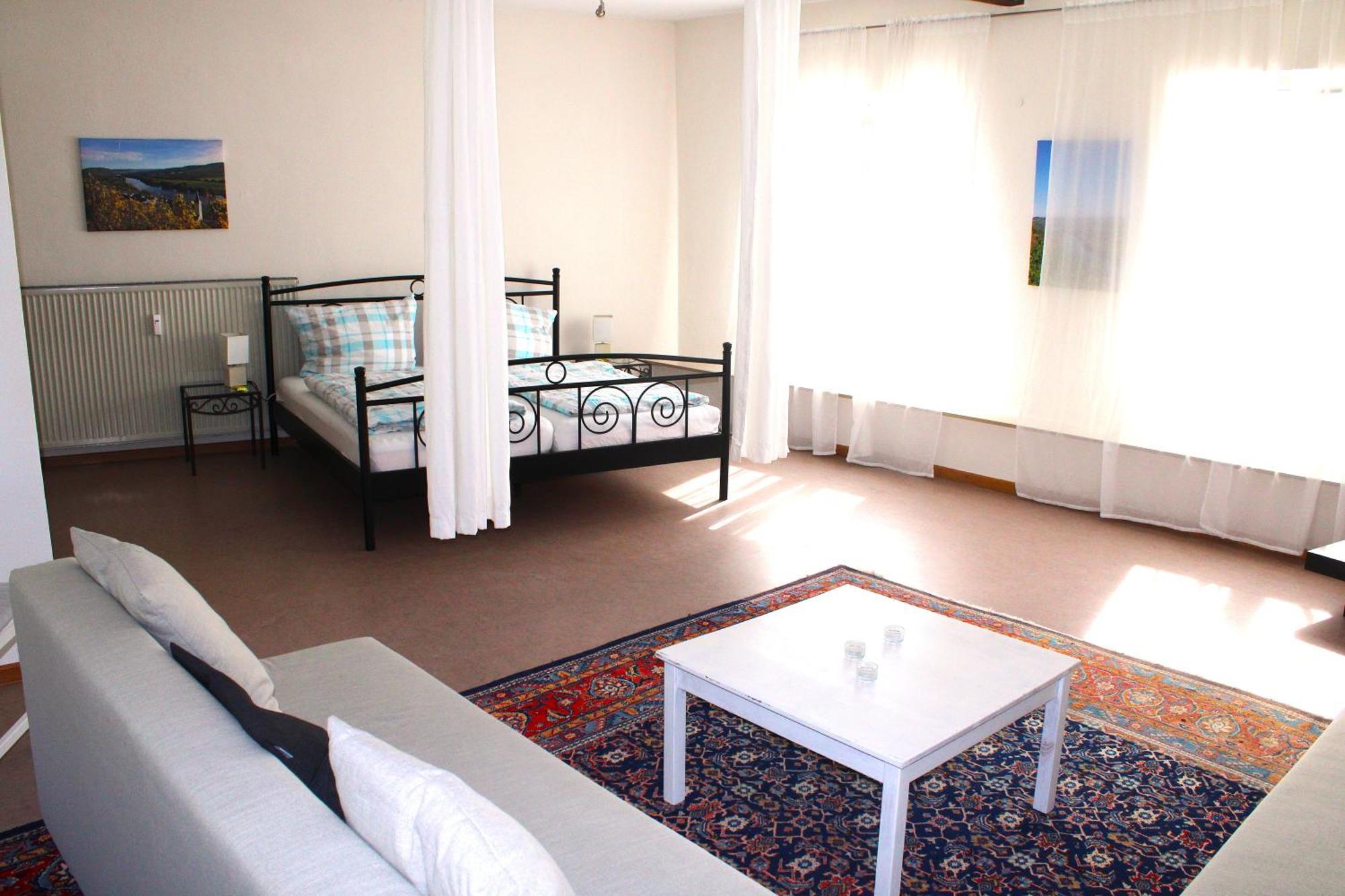 Ferienwohnung Altes Pfarrhaus Mit Flair Und Moselblick Brauneberg Zewnętrze zdjęcie